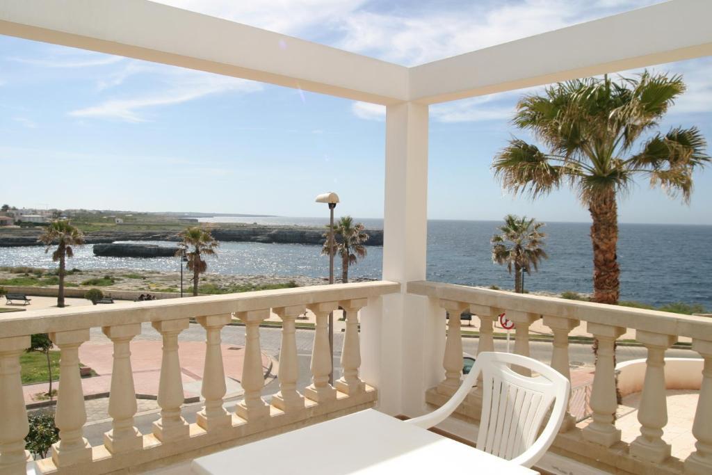 Hostal Sa Prensa Ciutadella  Exteriör bild