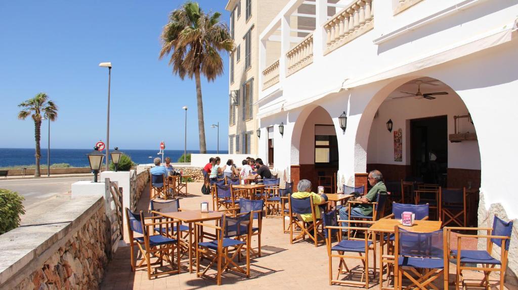 Hostal Sa Prensa Ciutadella  Exteriör bild
